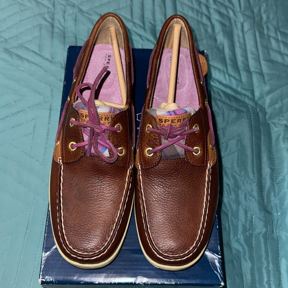 Sperry Bluefish Tan/Pink Plaid Size: 11M Women’s